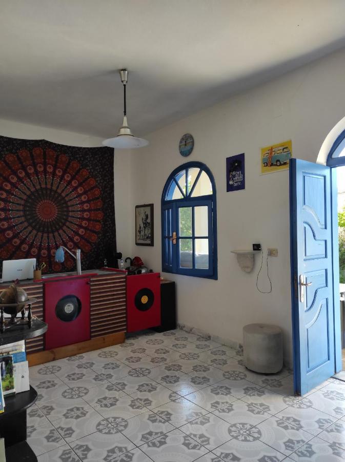 Pinegroove Hostel Vlora Vlorë Exterior foto